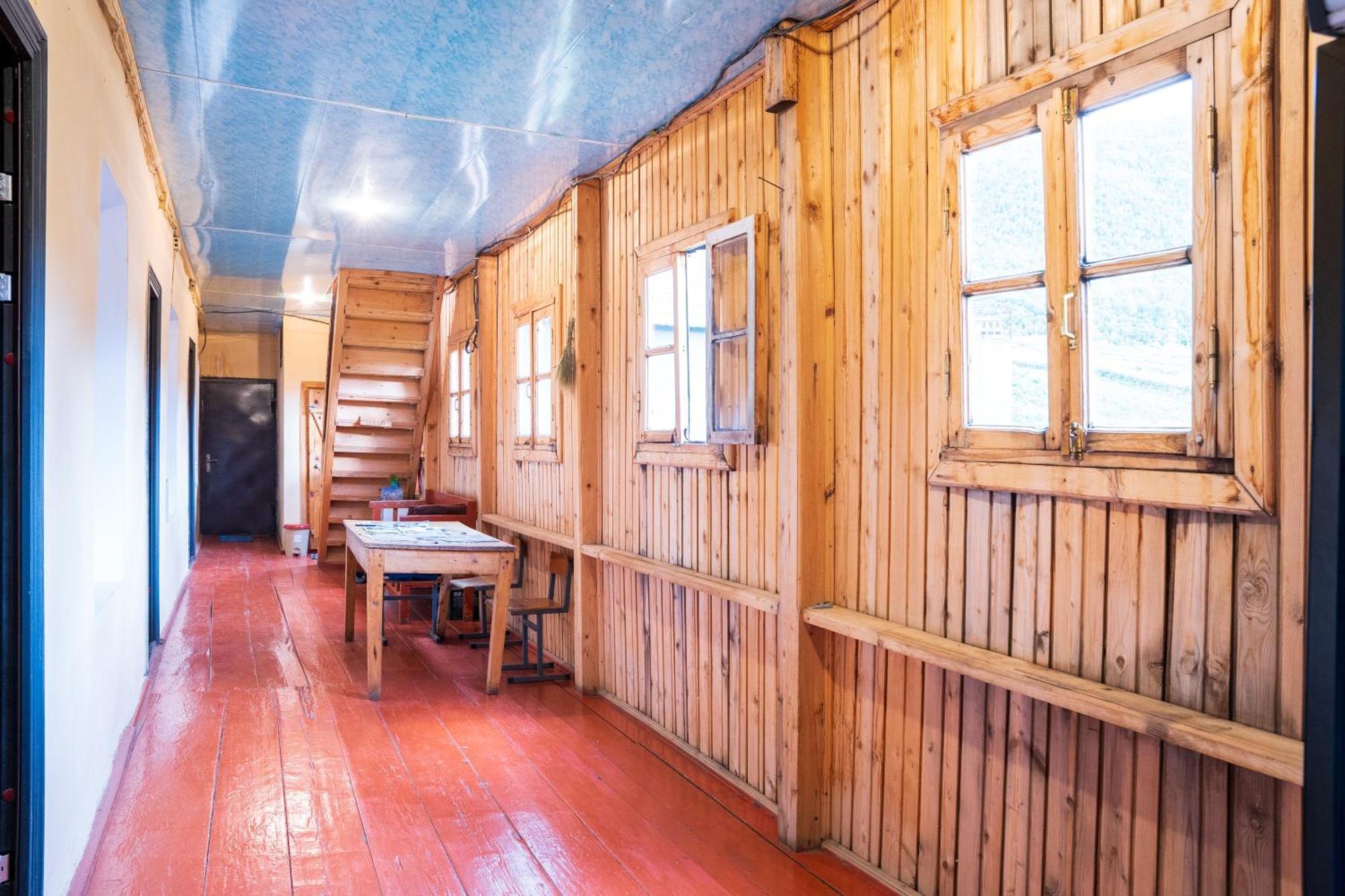 Guesthouse Svani Ushguli Exterior photo